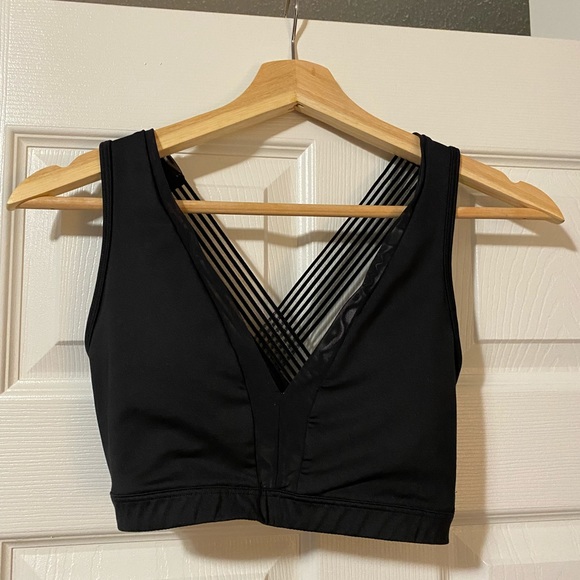 Victoria’s Secret sports bra. - Picture 1 of 3